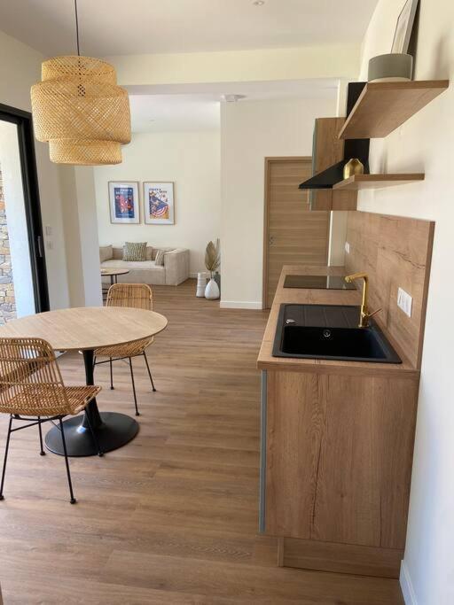 Maison Proche Du Pic Saint Loup Экстерьер фото